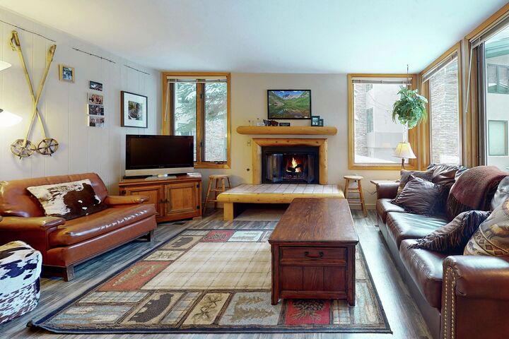 #25 - Living Area