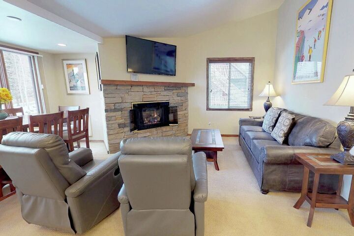 #54 - Living Area