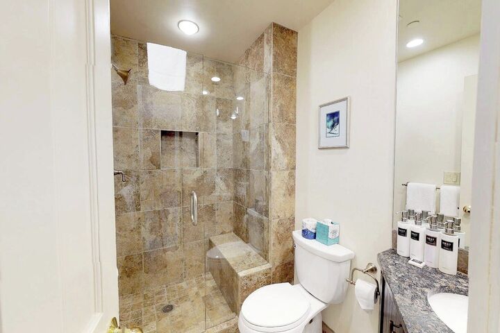 #55 - Bathroom