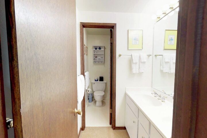 #60 - Bathroom