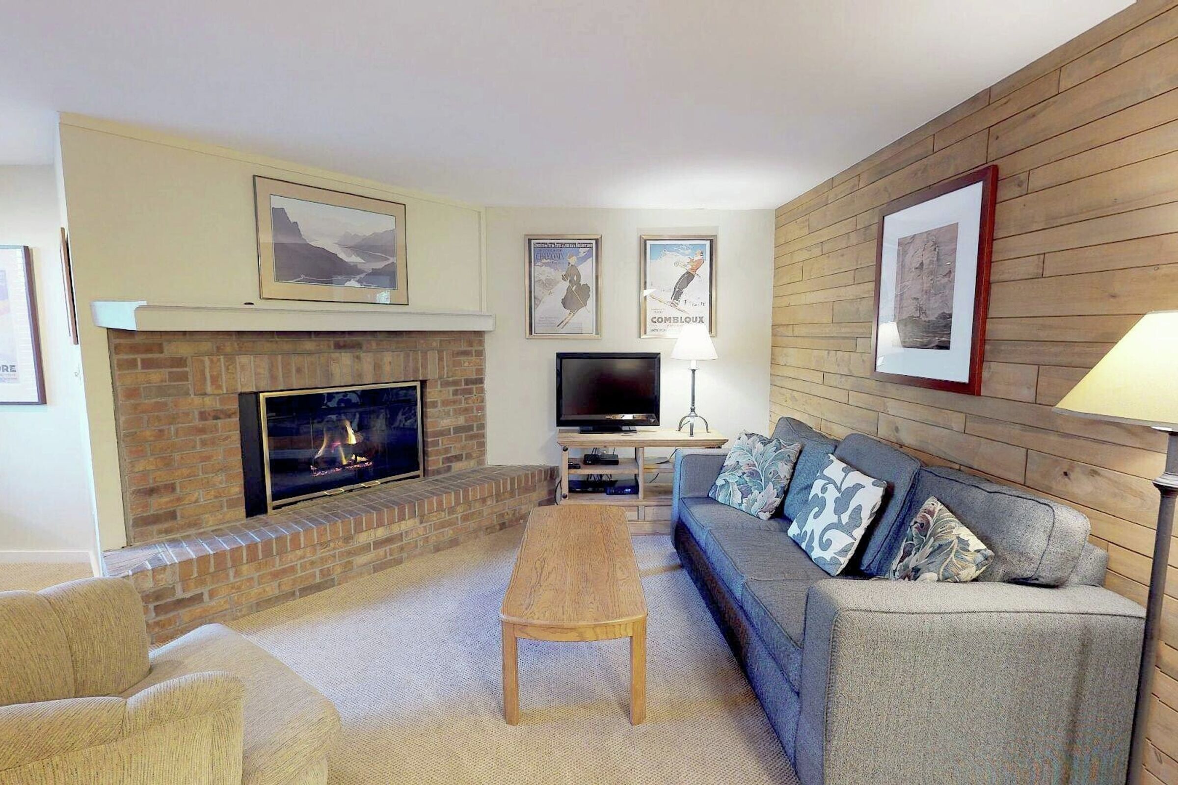 #60 - Living Area