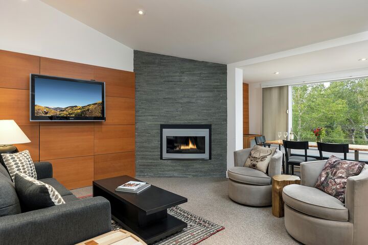 #75 - Living Area