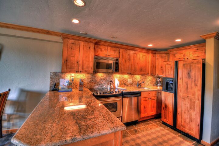 #83 - Kitchen
