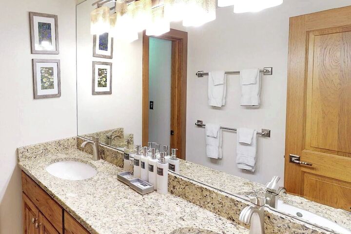 #92 - Bathroom