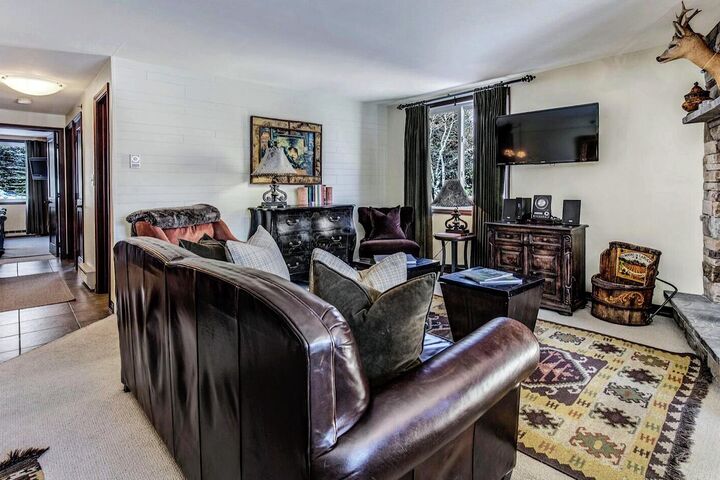 #93 - Living Area