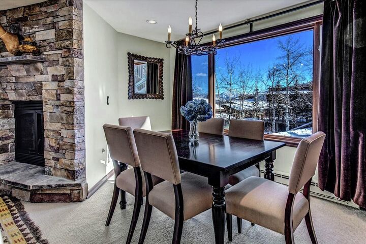 #93 - Dining Area