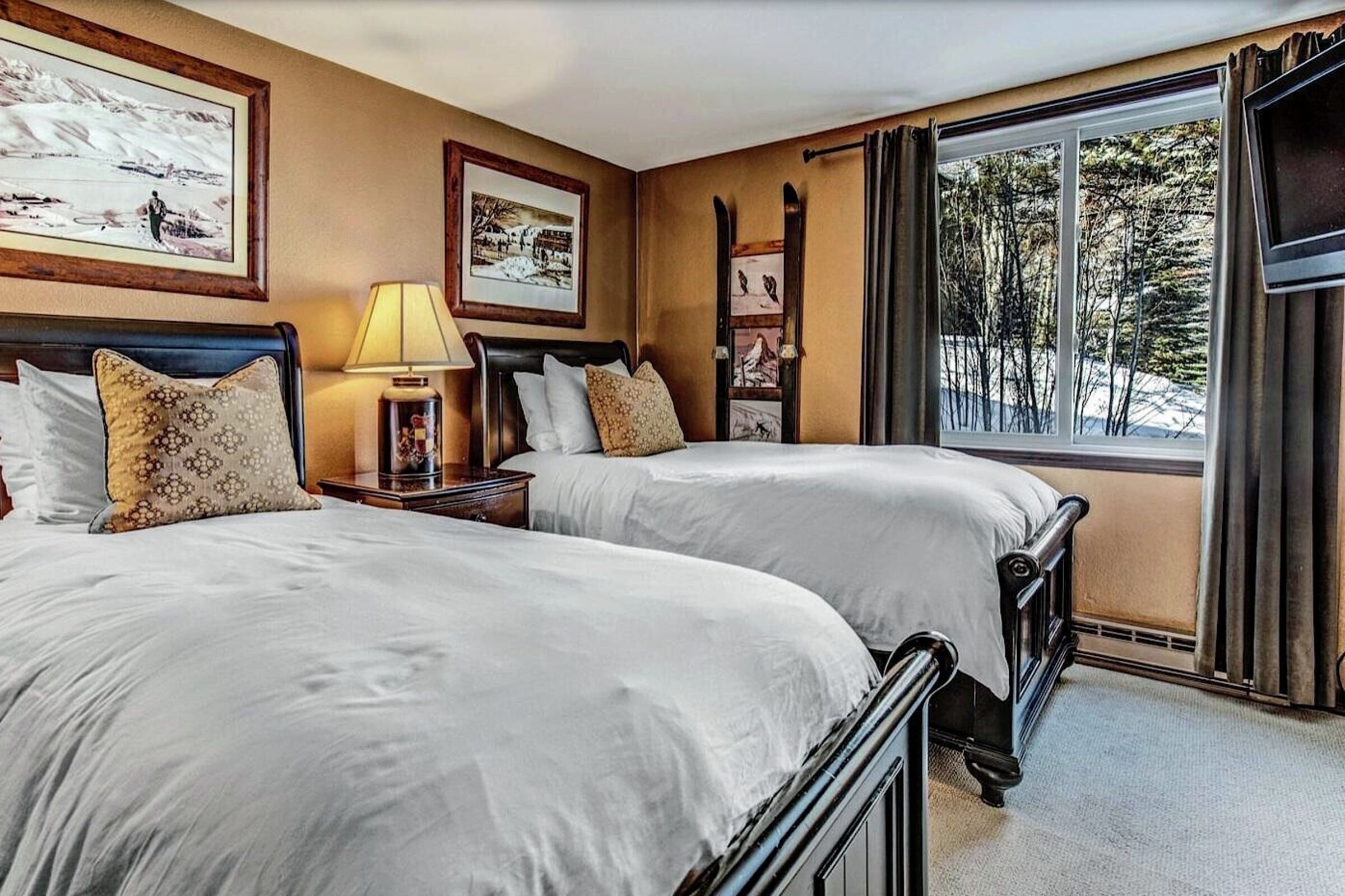 #93 - Bedroom