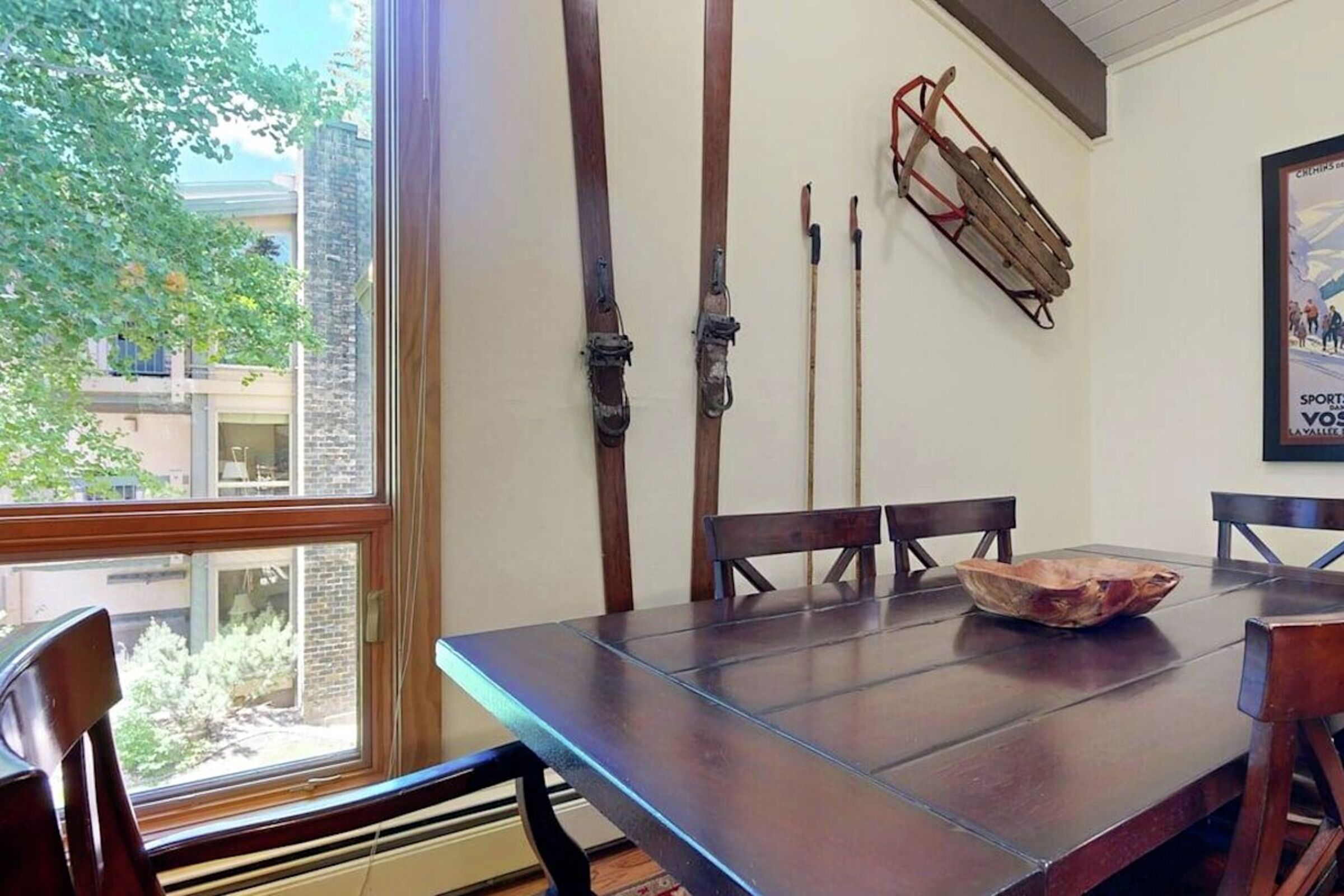 #409 Slope - Dining Area