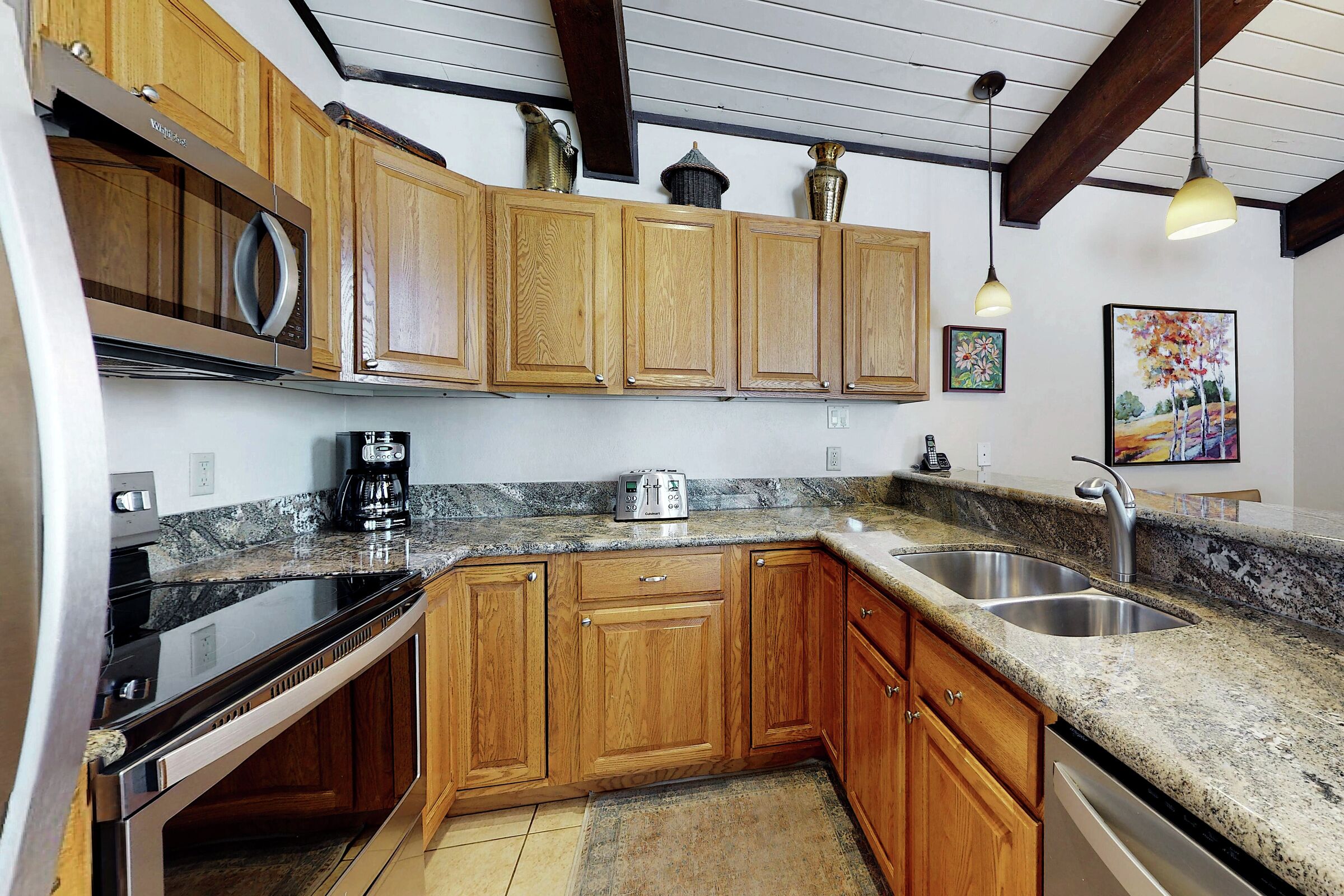 #303 Leaf - Kitchen