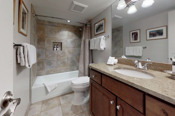 #202 Trails - Bathroom