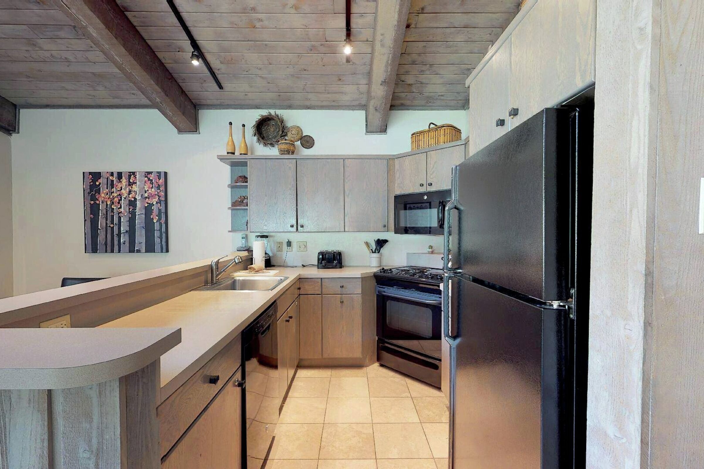 #306 Trails - Kitchen