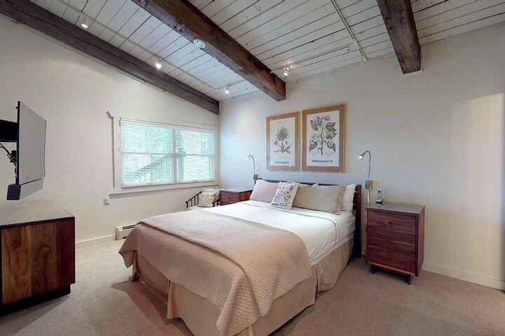 #306 Trails - Master Bedroom
