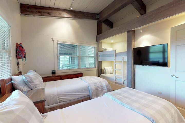 #306 Trails - Bedroom