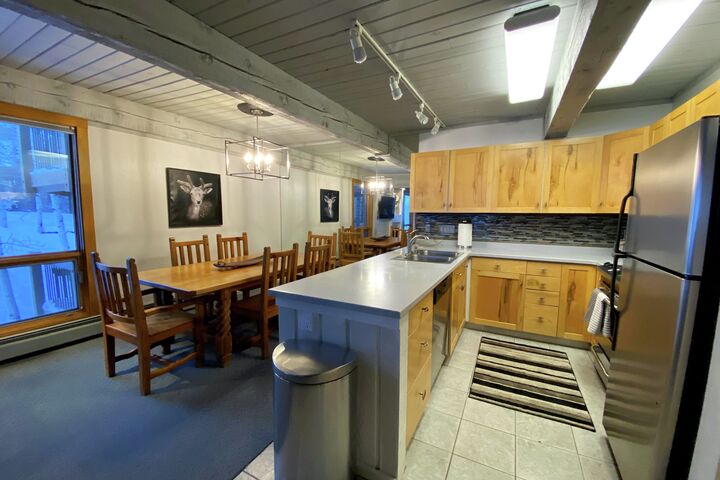 #207 Trails - Dining Area & Kitchen
