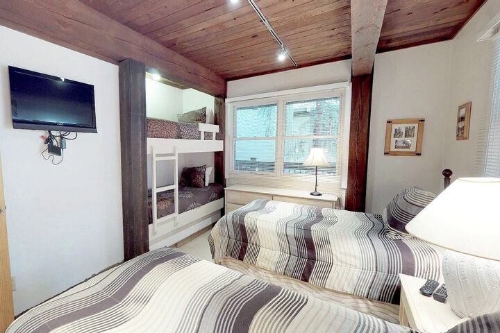 #202 Summit - Bedroom