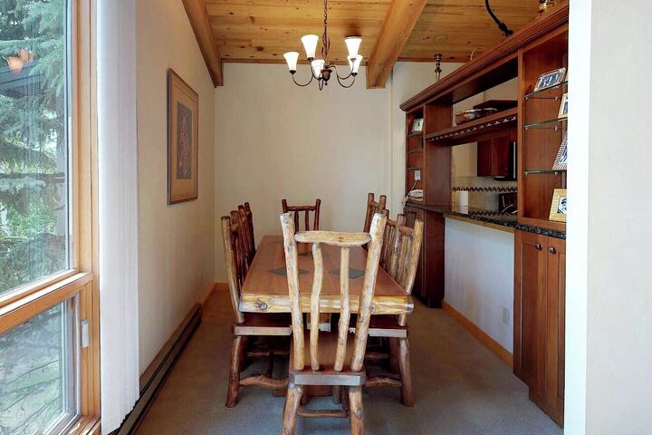 #308 Summit - Dining Area
