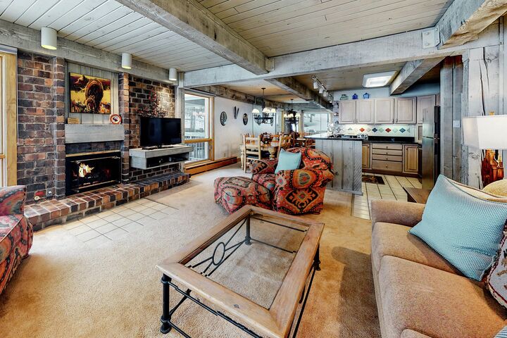 #208 Trails - Living Area