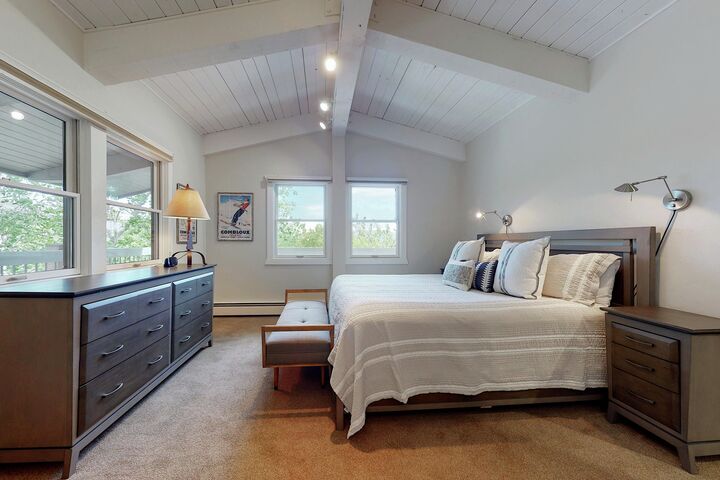 #803 Leaf - Master Bedroom