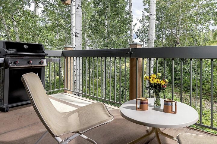 #203 Slope - Balcony with BBQ