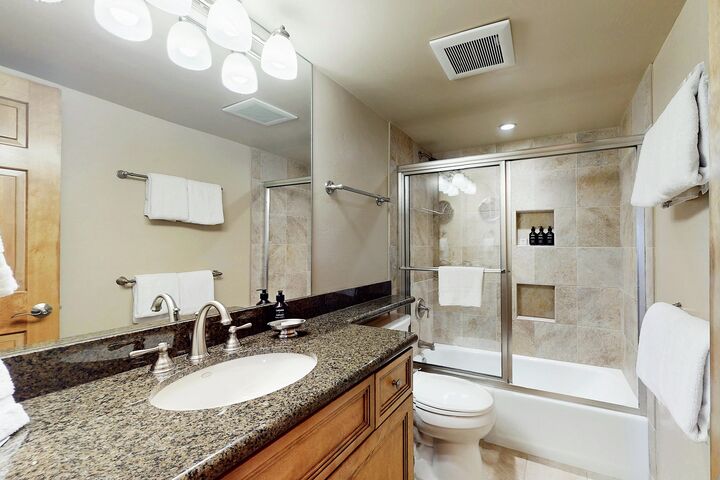 #308 Slope - Bathroom