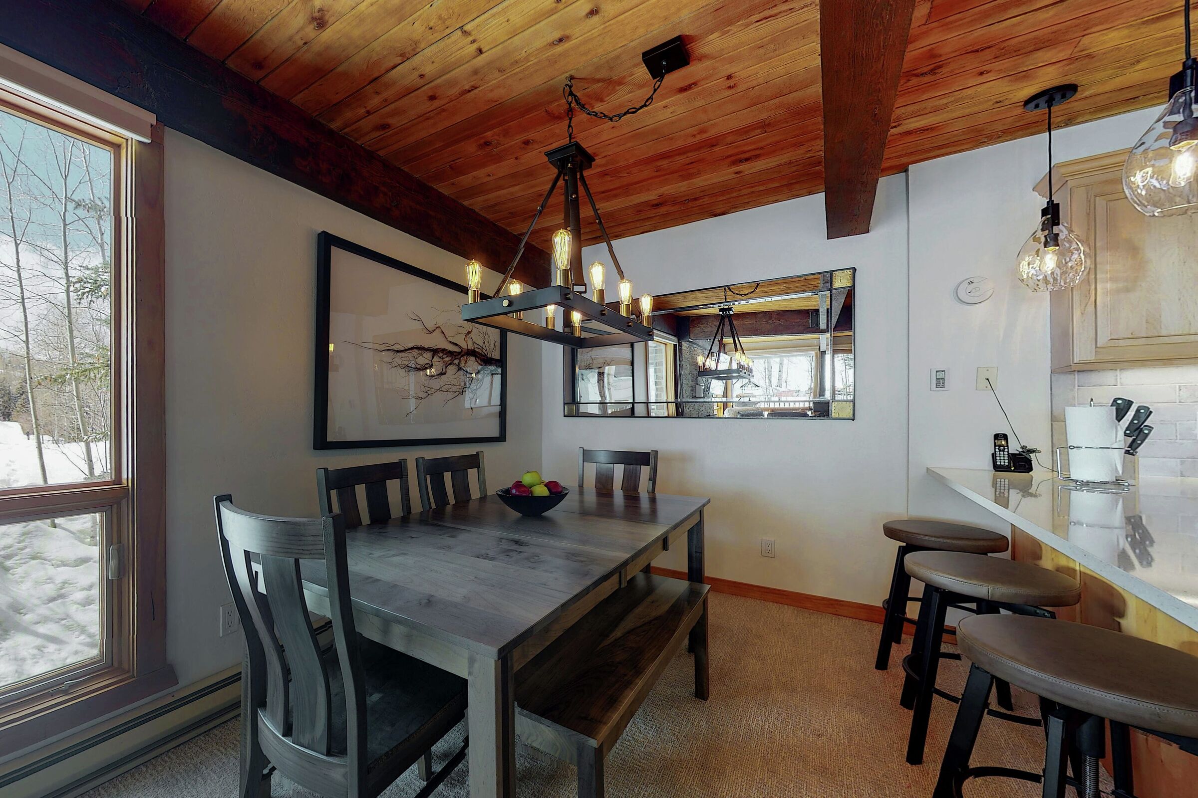 #208 Summit - Dining Area