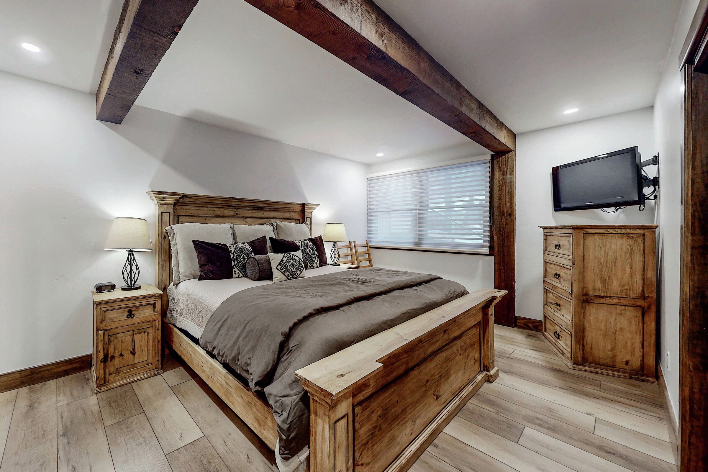 #101 Slope - Master Bedroom