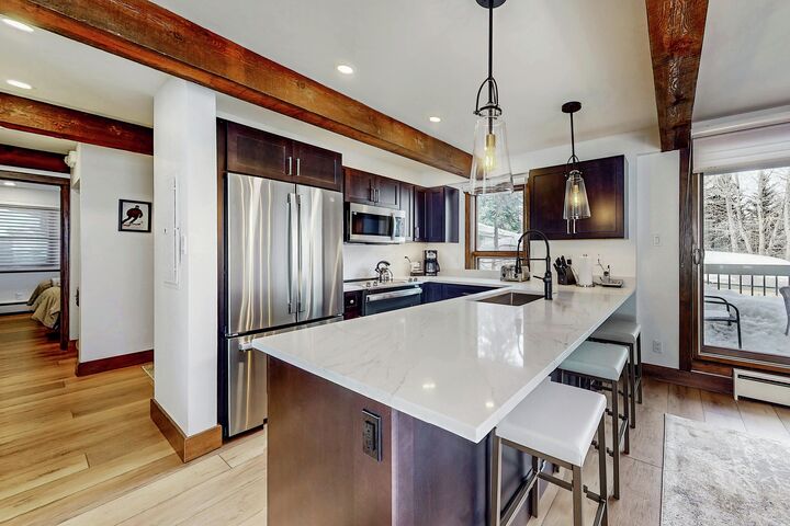 #101 Slope - Kitchen