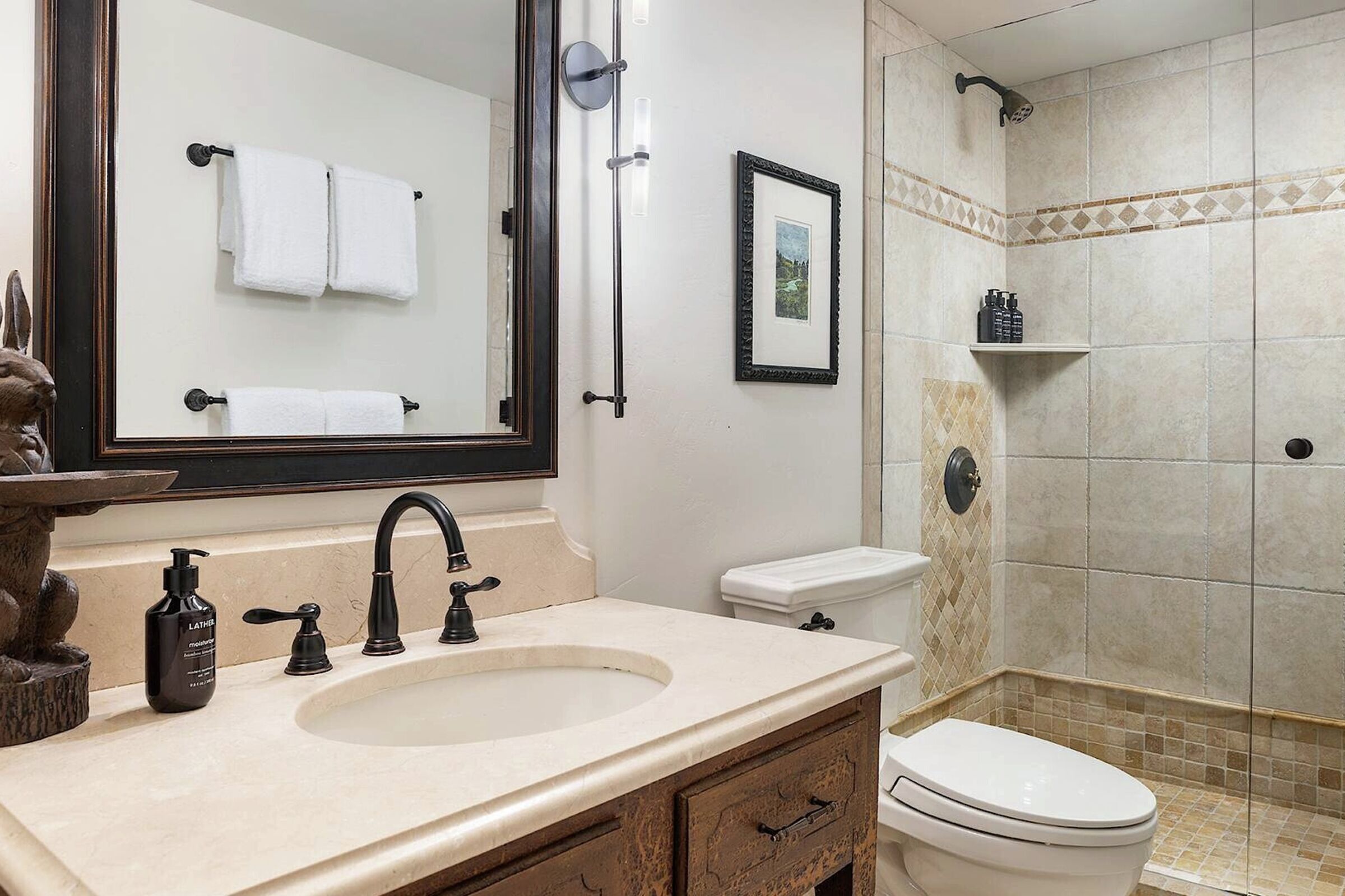 #408 Slope - Bathroom