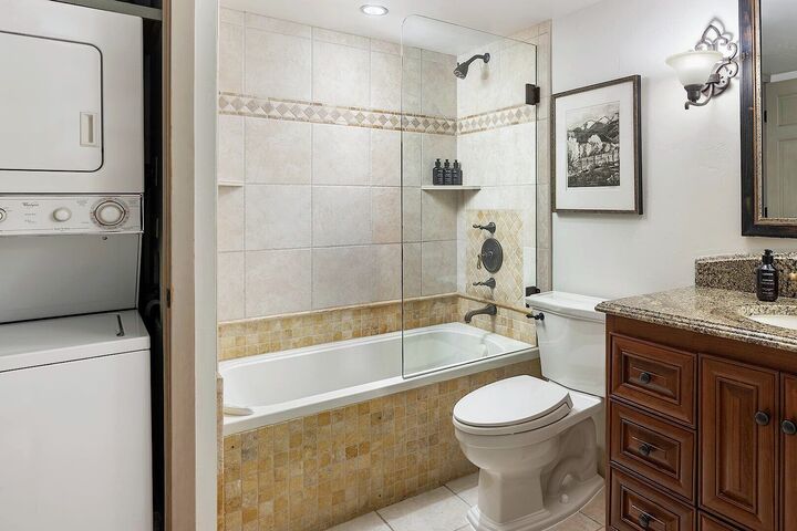 #408 Slope - Bathroom