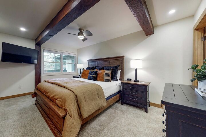 #306 Slope - Master Bedroom
