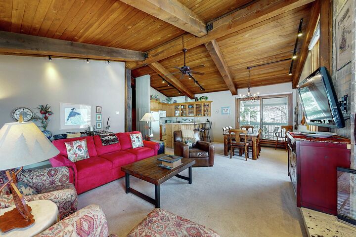 #301 Summit - Living Area