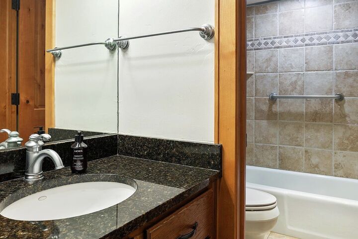 #101 Trails - Bathroom