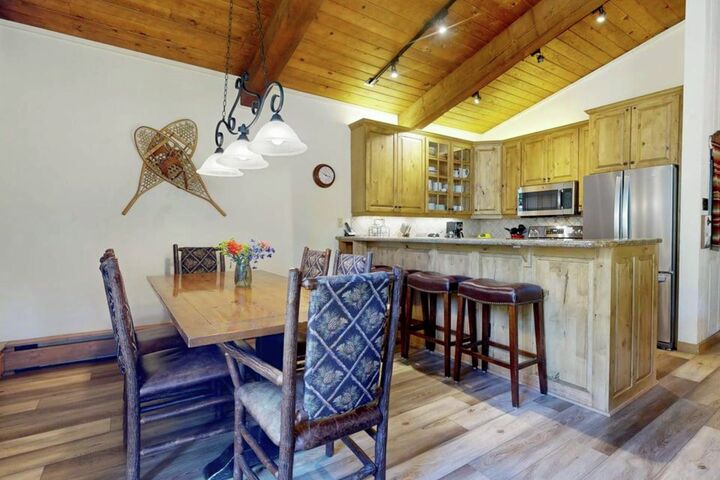 #304 Trails - Dining Area & Kitchen