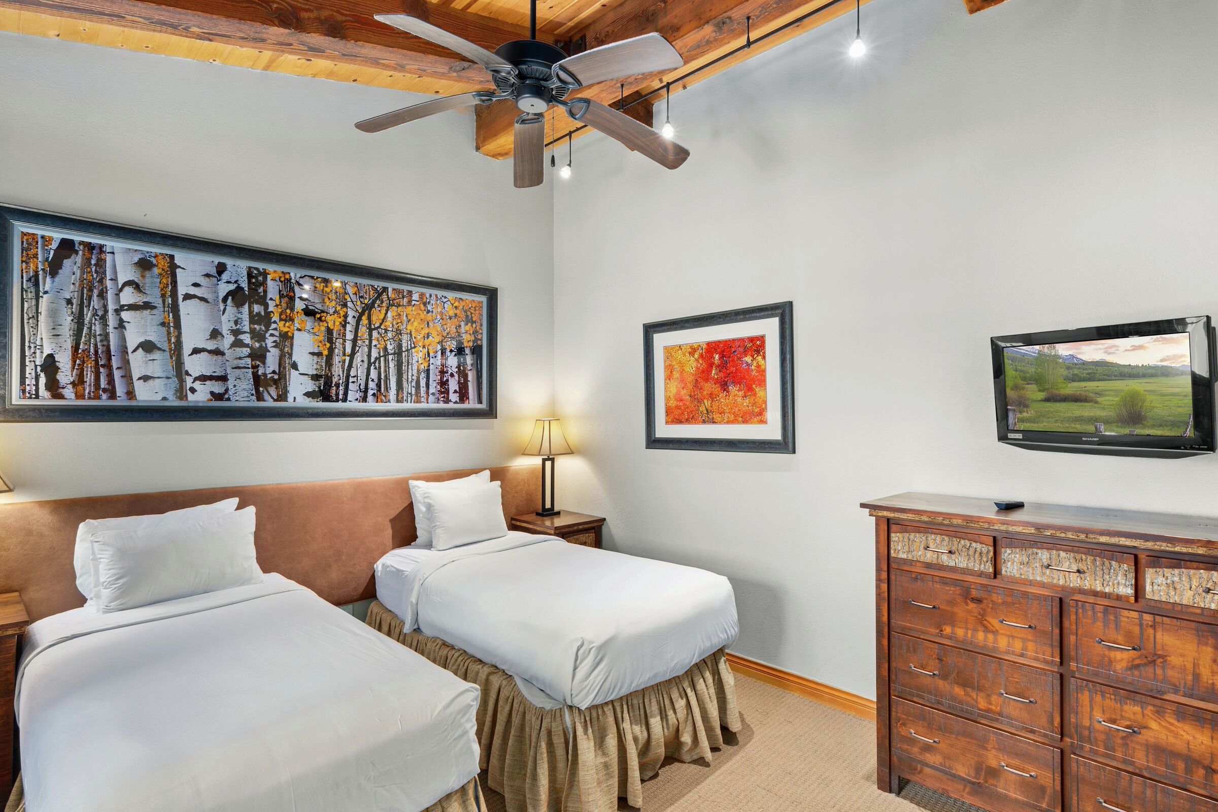 #304 Summit - Bedroom