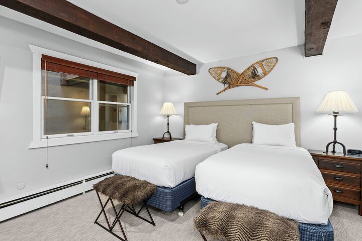 #204 Slope - Bedroom