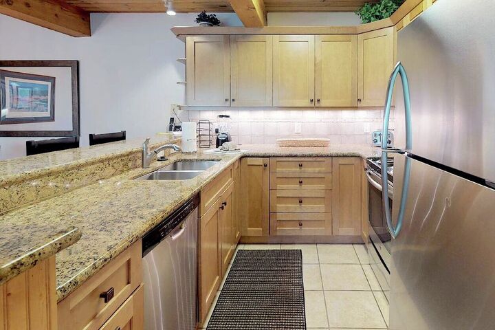 #104 Trails - Kitchen