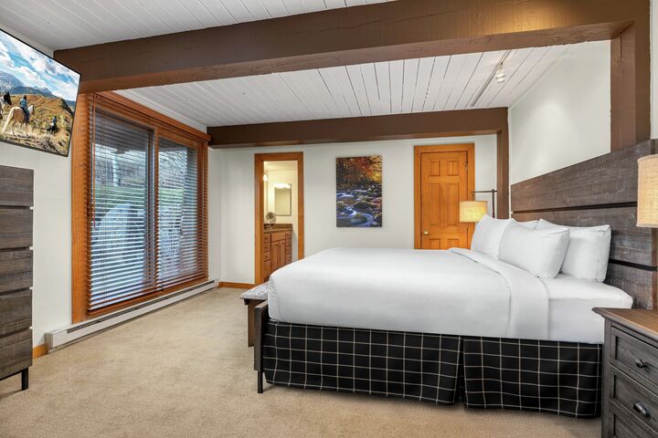#103 Summit - Master Bedroom