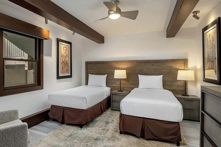 #501 Leaf - Bedroom