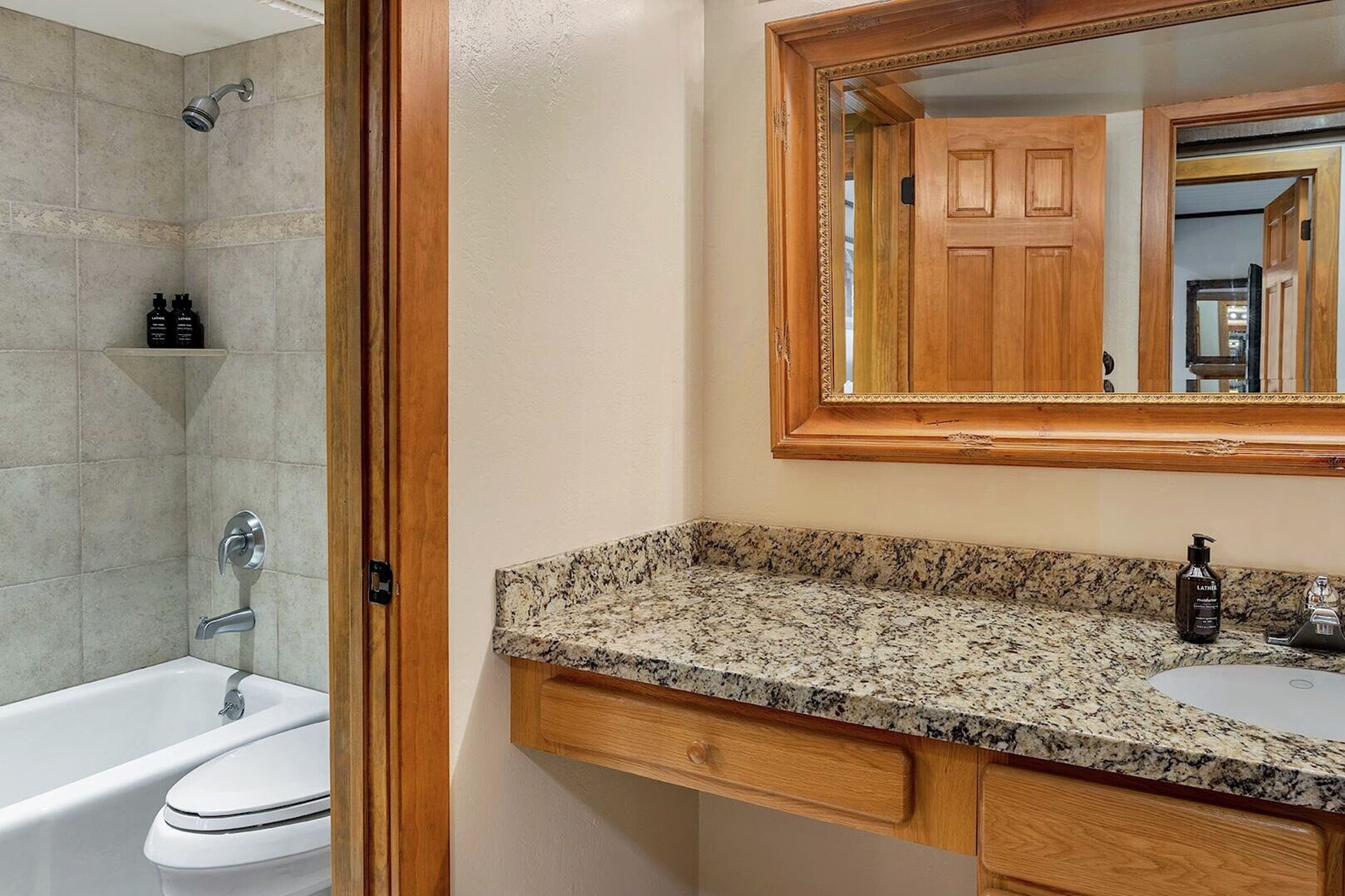 #210 Slope - Bathroom