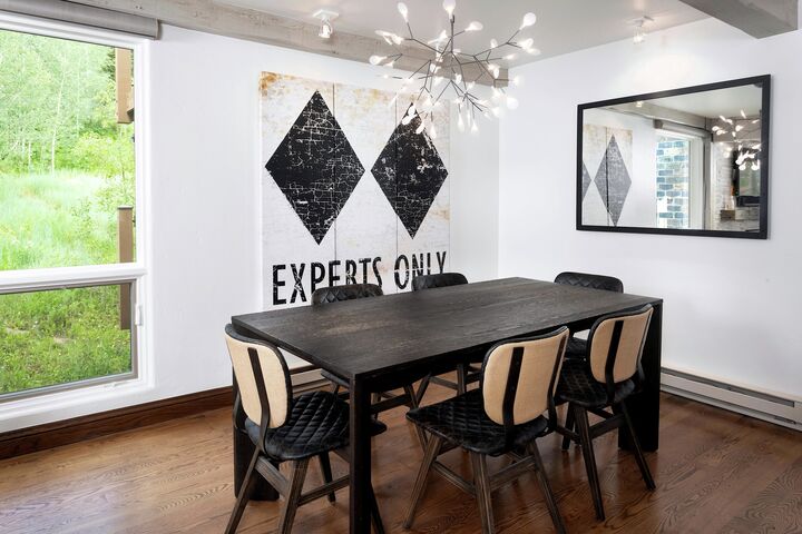 #204 Summit - Dining Area