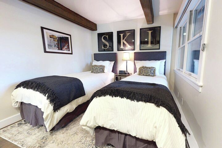 #103 Slope - Bedroom