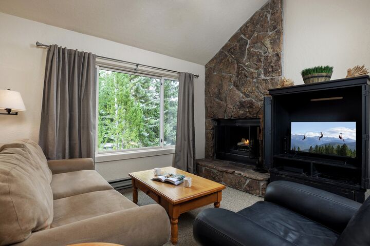 #1202 - Living Area