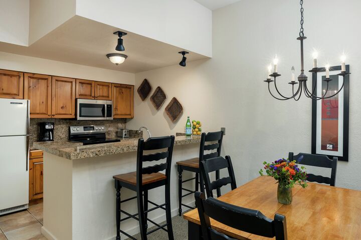 #1204 - Dining Area & Kitchen