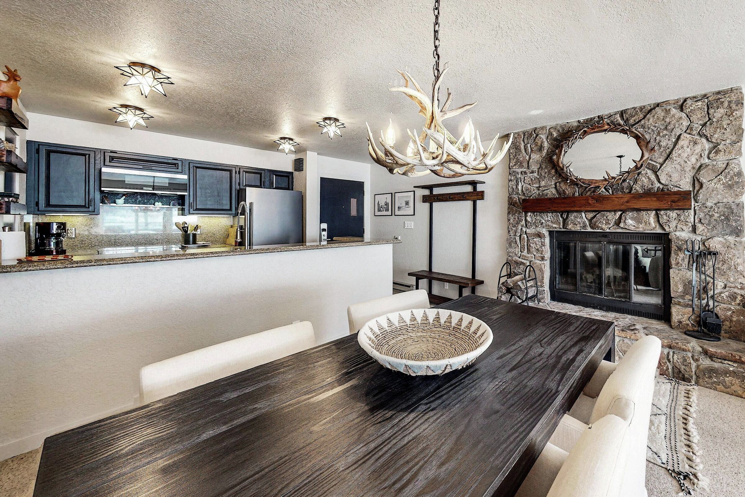 #1207 - Dining Area & Kitchen