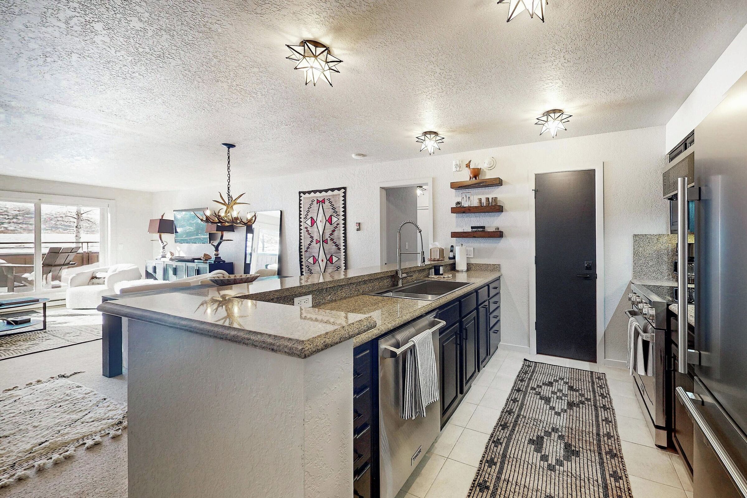 #1207 - Kitchen