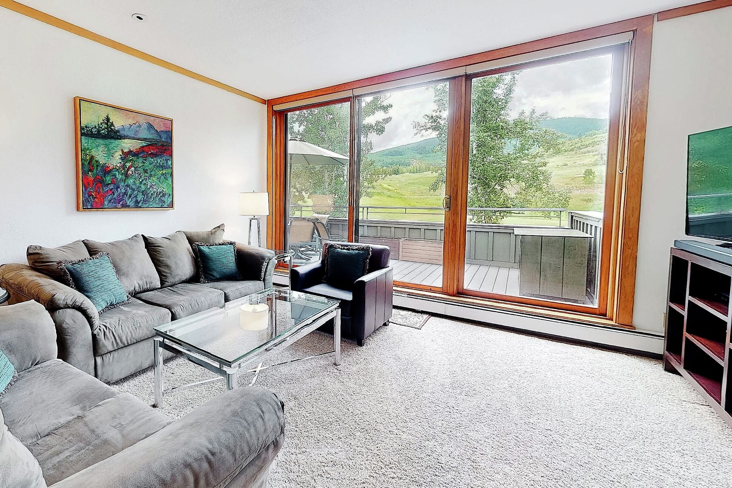 #1422 - Living Area