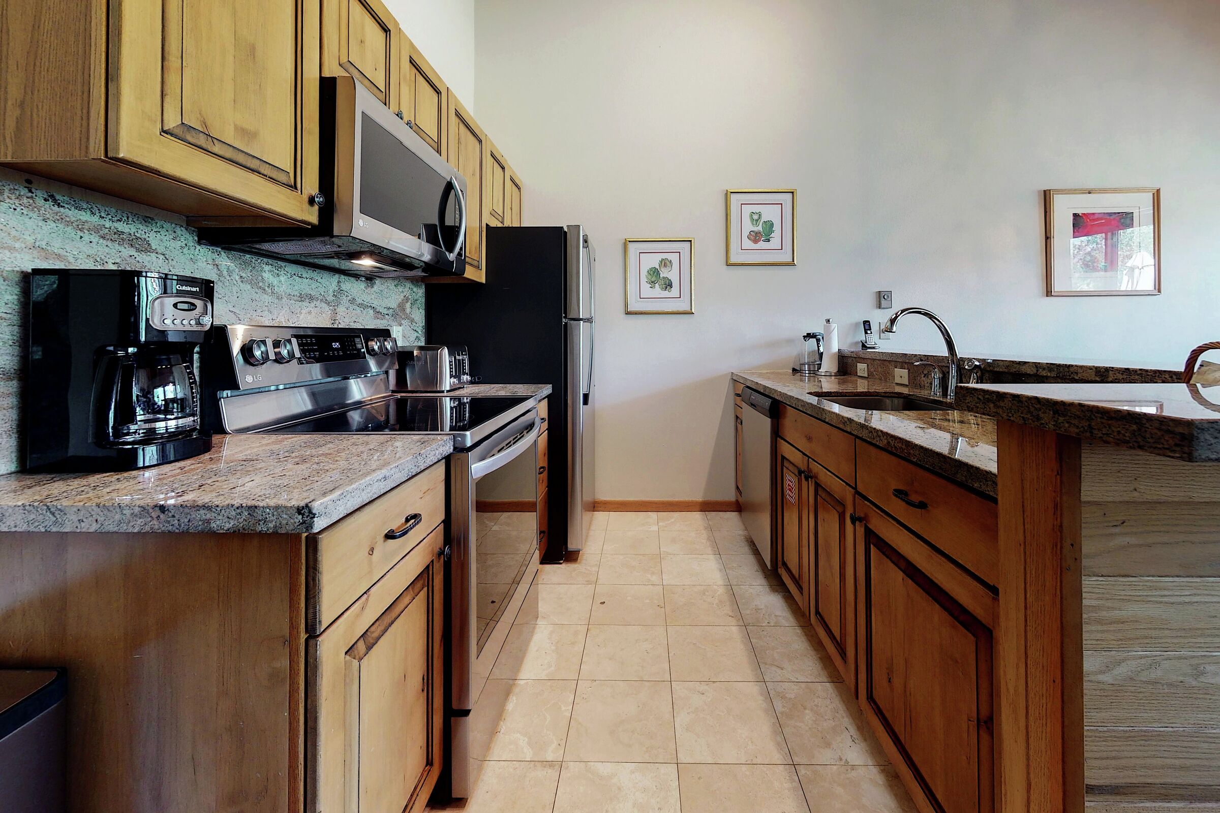 #1532 - Kitchen