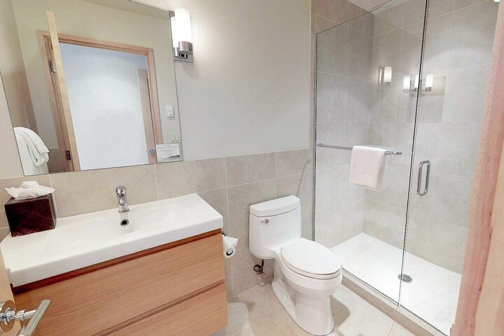 #1210 - Bathroom
