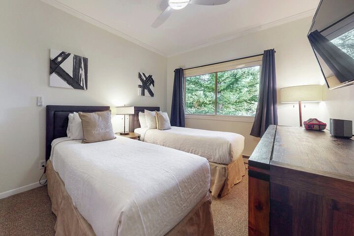 #1533 - Bedroom