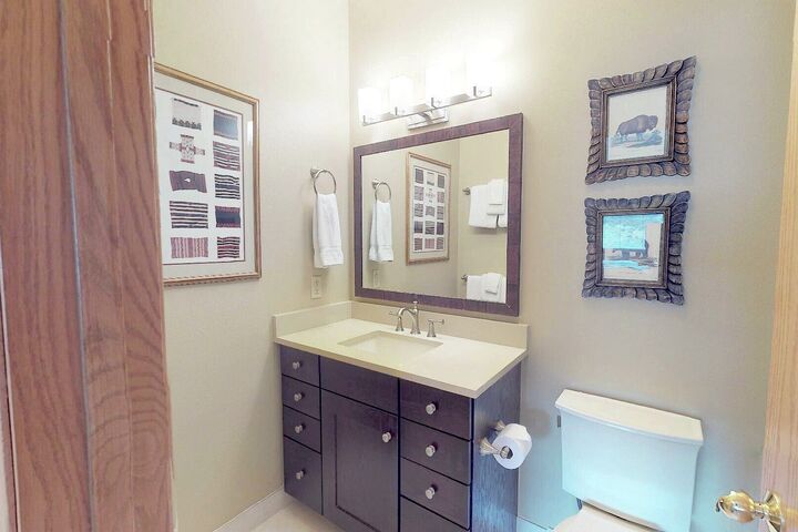 #1636 - Master Ensuite Bathroom